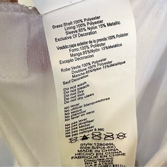 Disney Frozen Snow Queen Elsa Costume Dress - Size: S (4-6X) - Picture 3 of 9